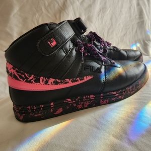 Fila men's black and pink Basketball shoes  Sneakers size 6